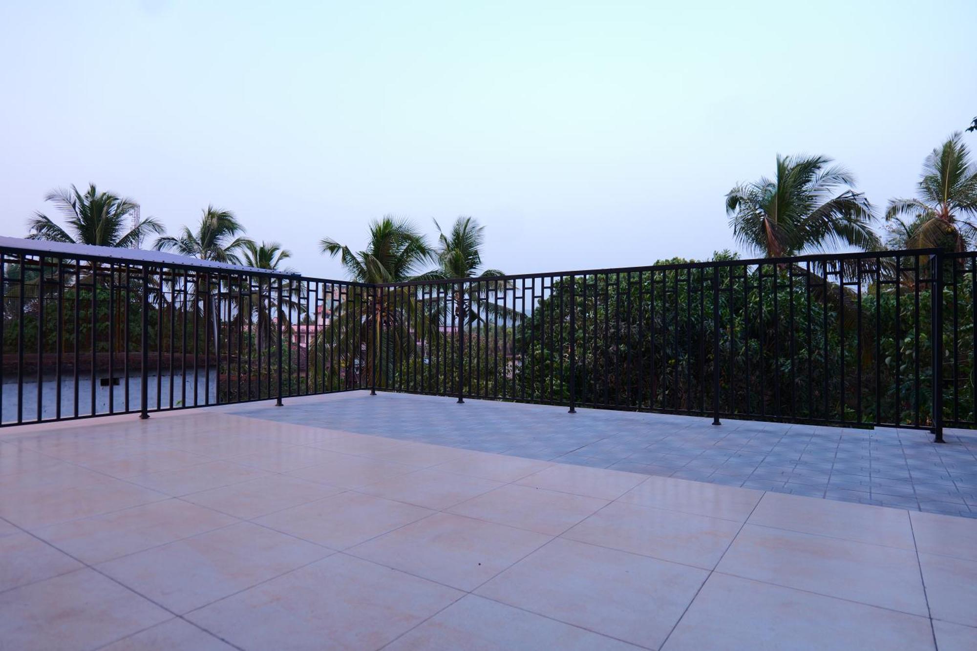 Hotel Classico International Kannangad Exterior foto
