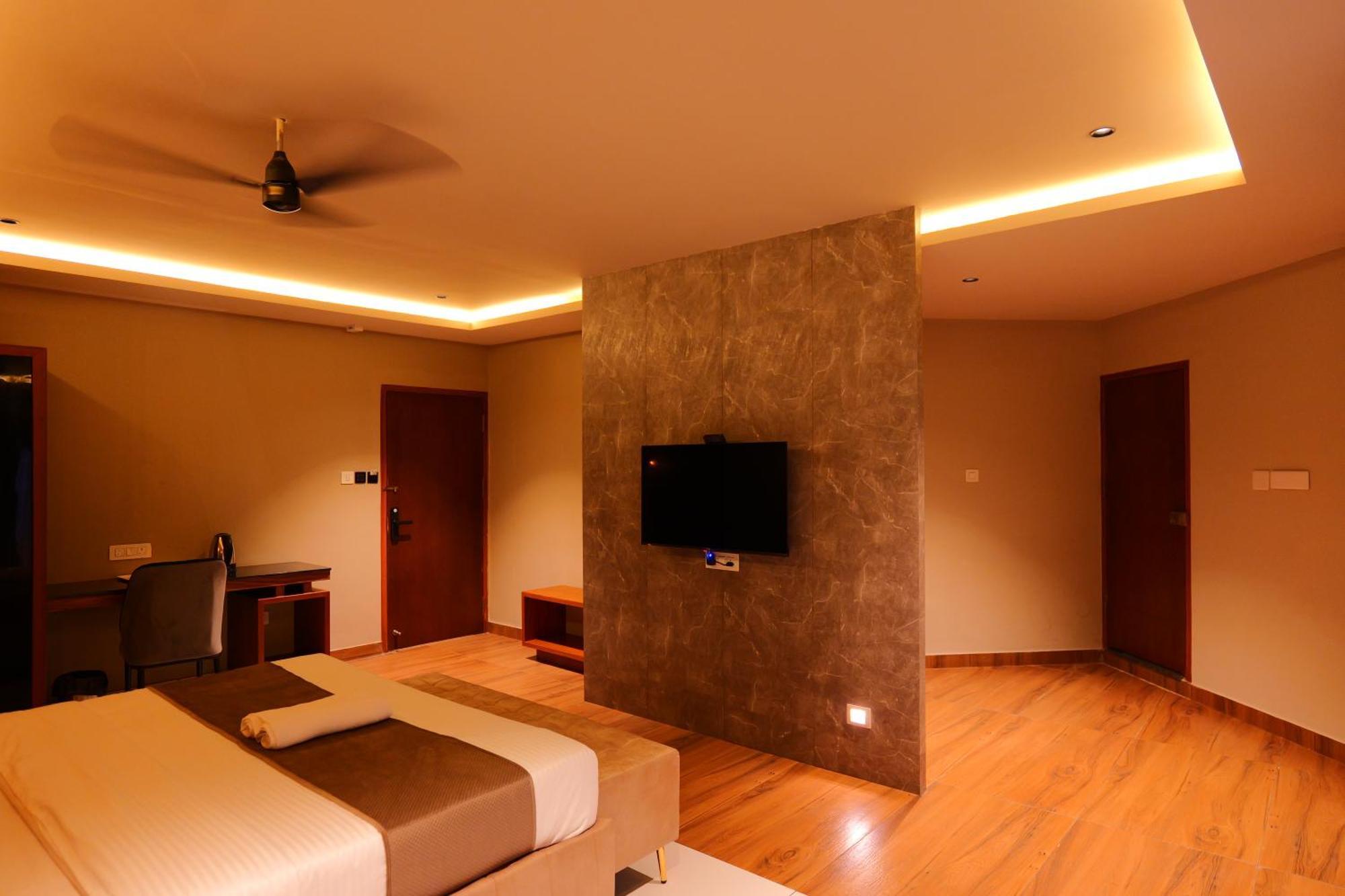 Hotel Classico International Kannangad Exterior foto